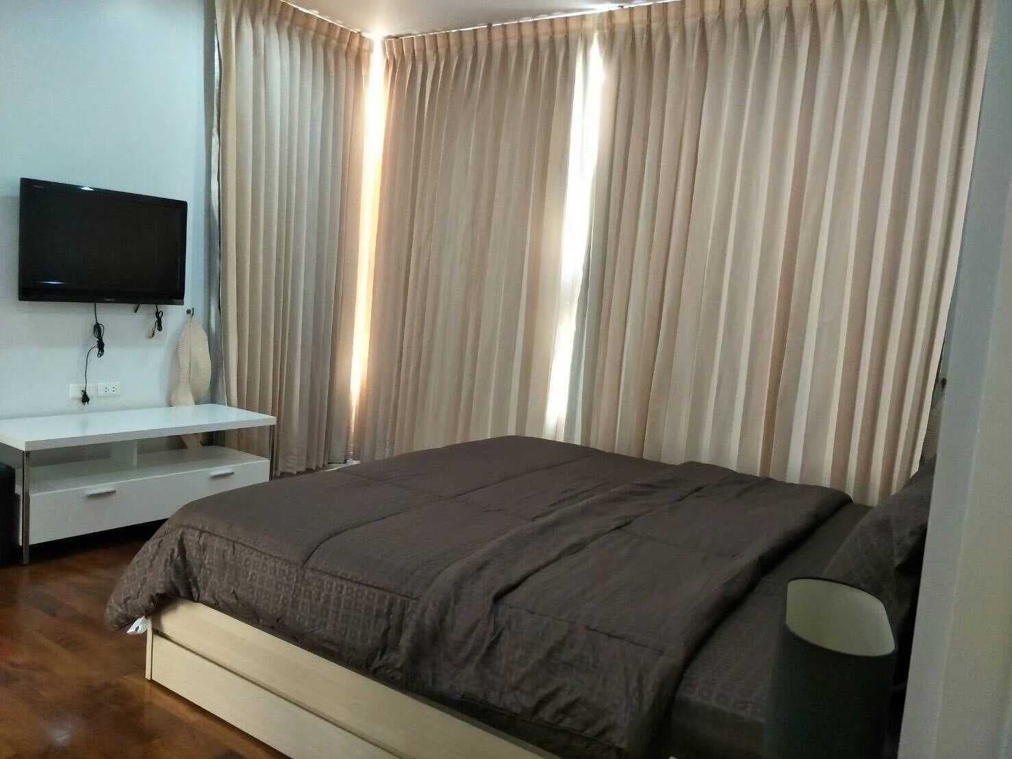 12734 – 240_bedroom.jpg