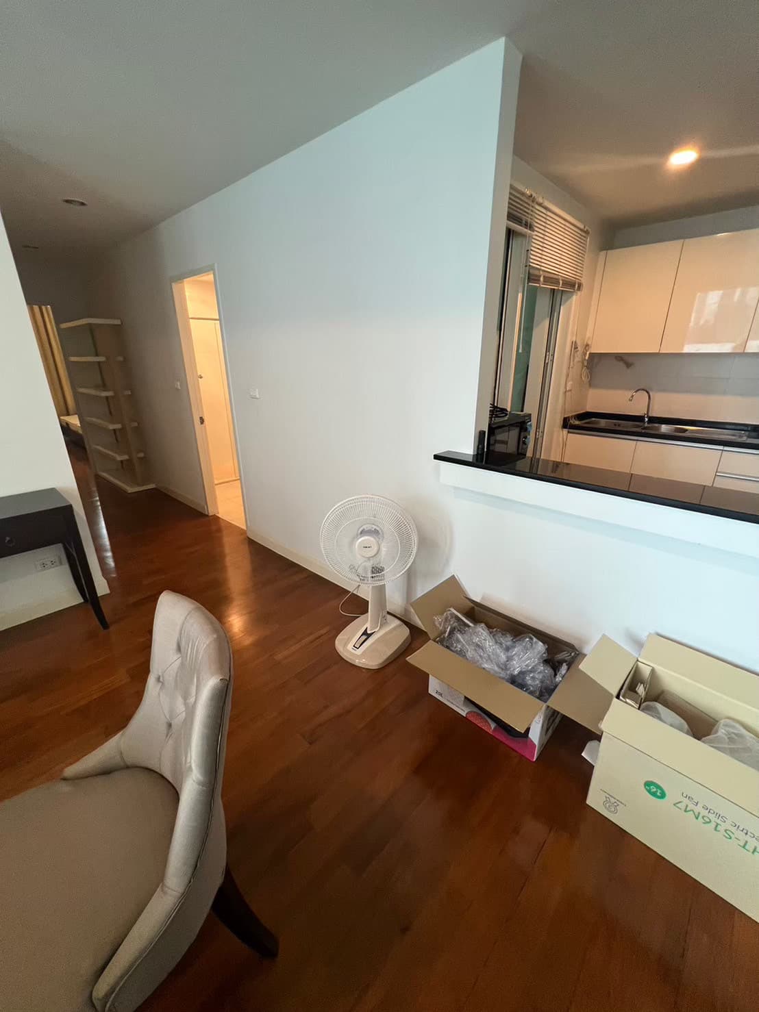 12743 – 326_bathroom.jpg