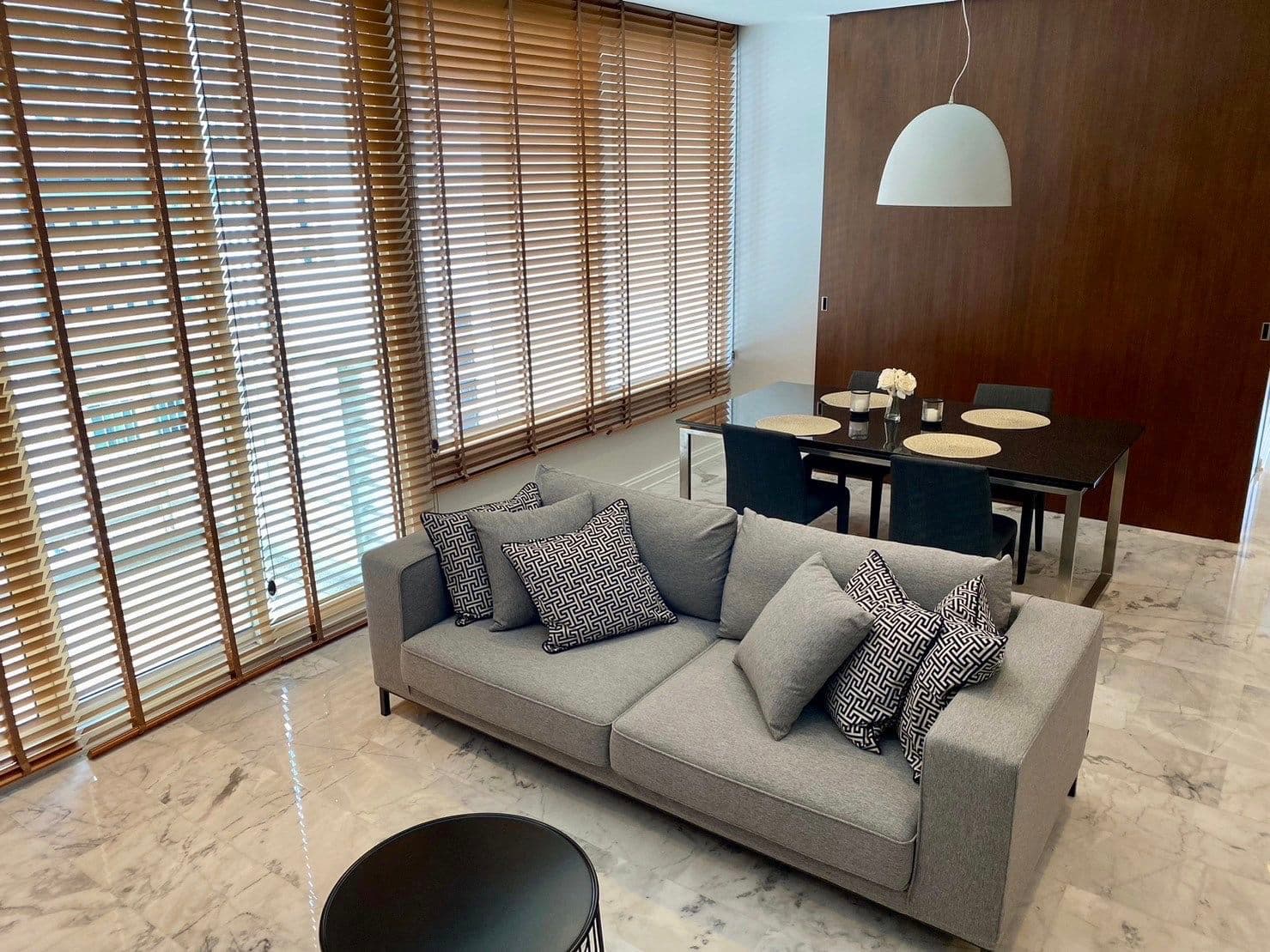 12754 – 109_living_room.jpg