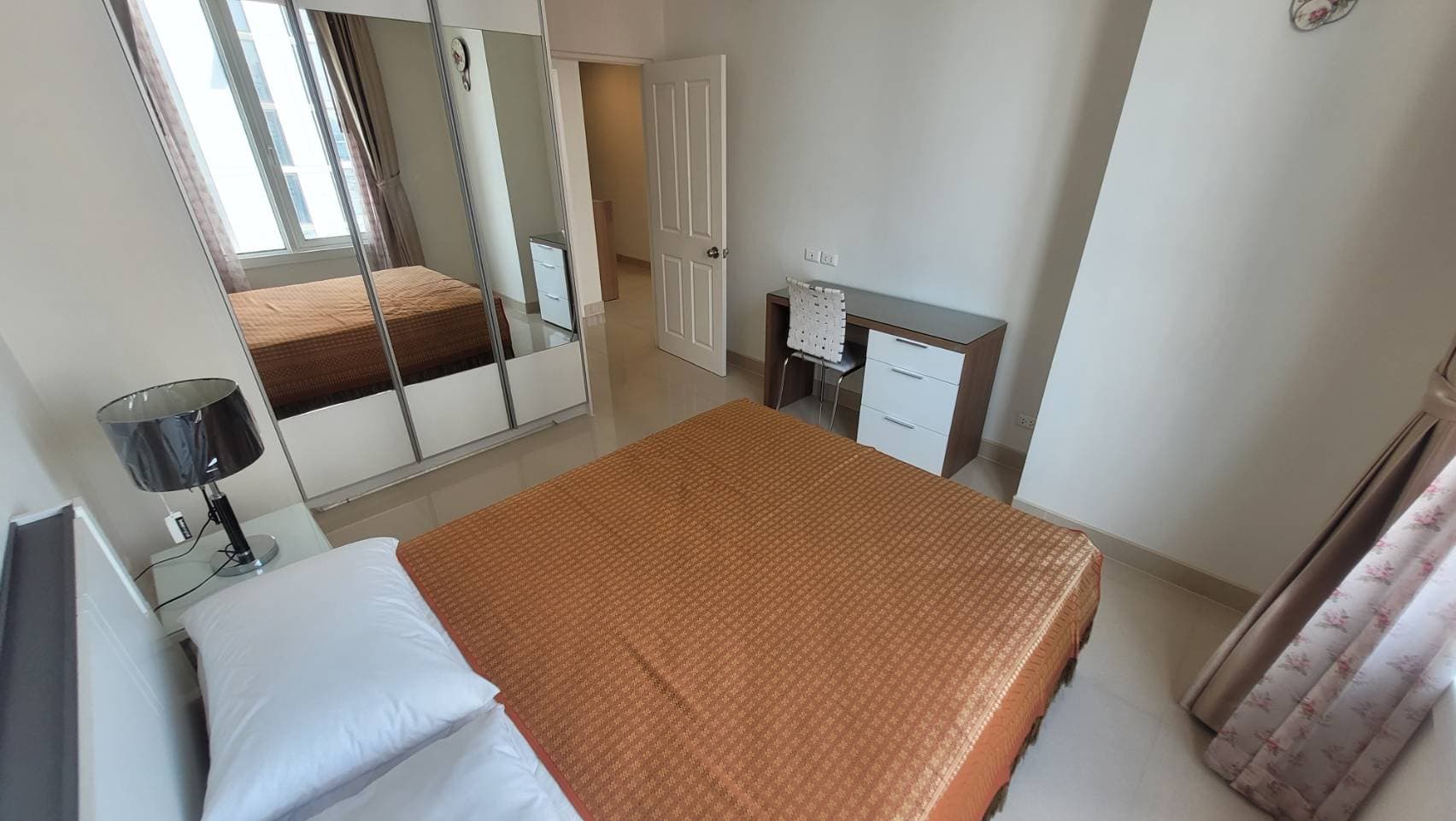 12759 – 254_bedroom.jpg