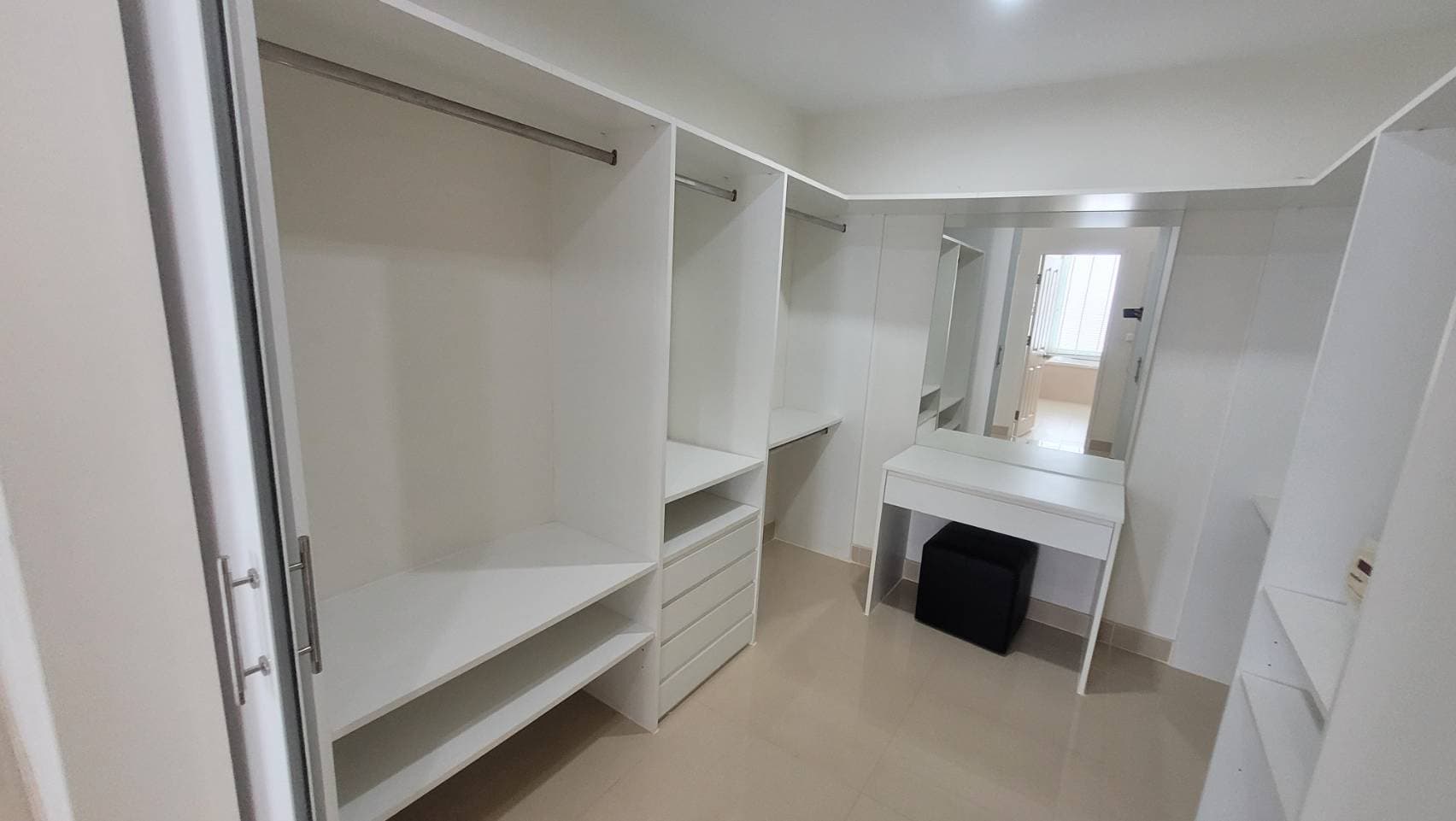 12759 – 525_facility.jpg