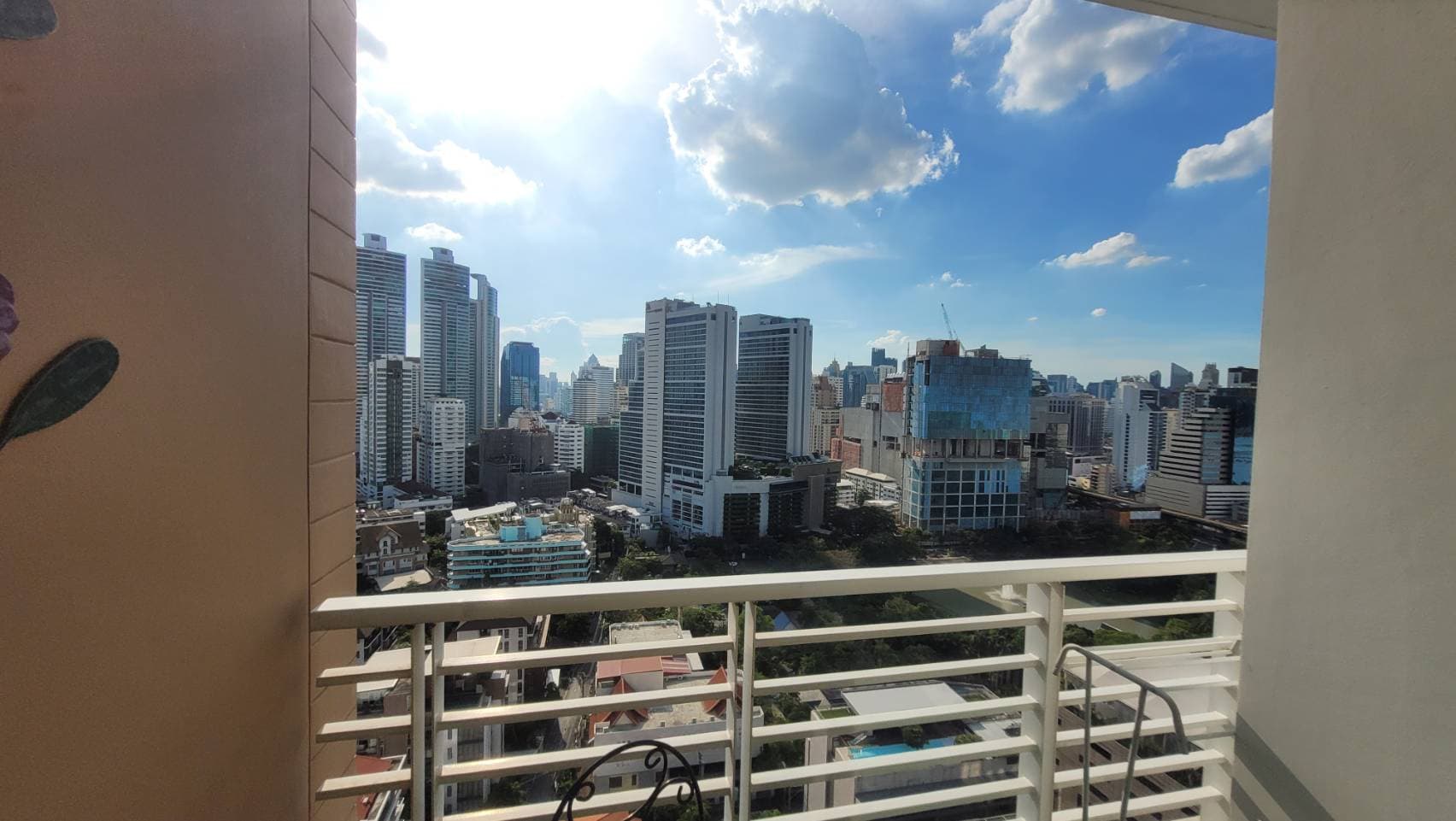 12759 – 609_terrace.jpg